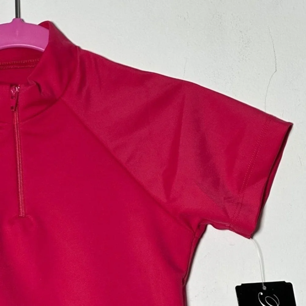 Theatricals Pink cranberry Zip Mock‎ Neck Short Sleeve Dance Crop Top CL
